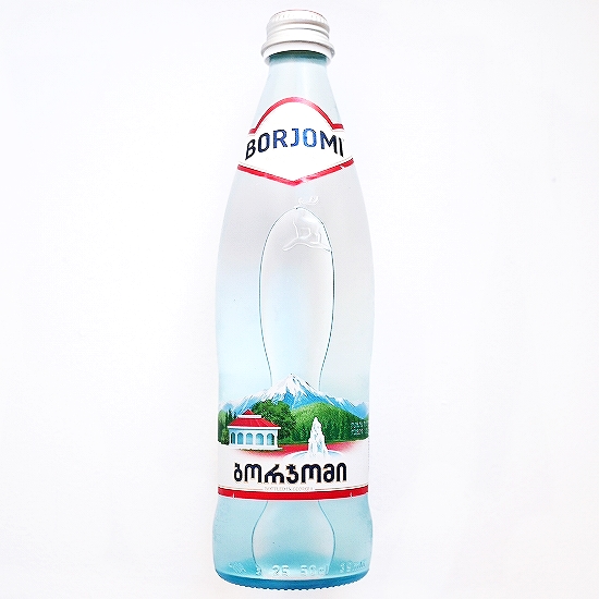 ボルジョミ　ミネラルウォーター　ガス入り　BORJOMI　炭酸水　0.5L　500ml