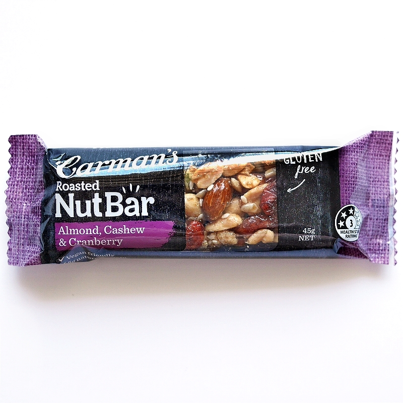 カーマンズ　ローストナッツバー　Carman's Roasted Nut Bar 45g
