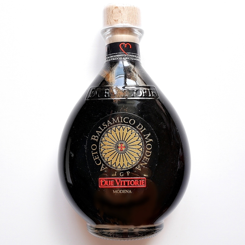 DUE VITTORIE ACETO BALSAMICO DI MODENA　ドゥエヴィットーリエ　バルサミコ　モデナ