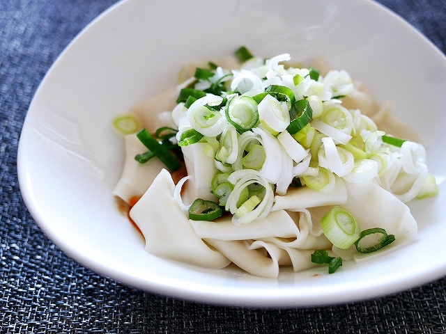 實科 梆梆麺 小蒙牛實科拌麵嗆辣梆梆麵 ビャンビャン麺 乾麺 インスタント麺 4個入りの口コミ