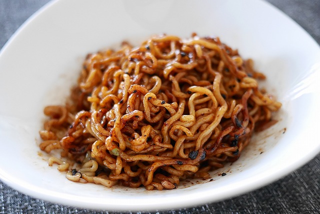 農心　ノンシム　オリーブ　チャパゲティー　チャパゲティ　インスタントジャージャー麺　オリーブオイルの口コミ