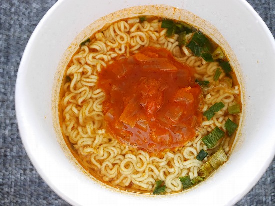 CHOICE L GOLD カン・レオシェフのキムチチゲヌードル カップ麺の口コミ