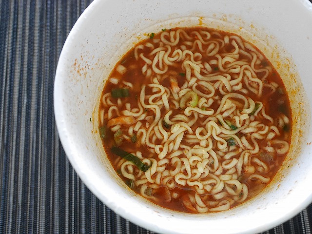 7select セブンイレブン 江陵 キョドン飯店 チャンポン 辛い海鮮ラーメン 강릉교동반점の口コミ