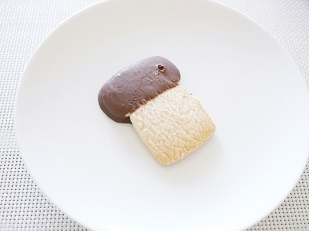 ラッテストーンクッキー ラテストーンクッキー ６枚入り Latte Stone Cookiesの口コミ