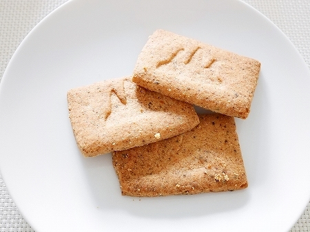 LM バナナクッキー クメールアンコール 10枚 BANANA COOKIES KHMER ANGKORの口コミ