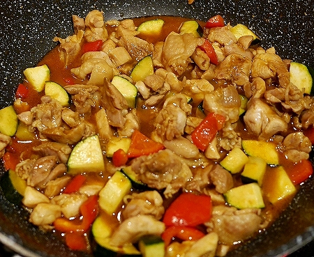 小磨坊　熱炒　宮保雞丁　Kung Pao Chicken　宮保鶏丁の素の口コミ