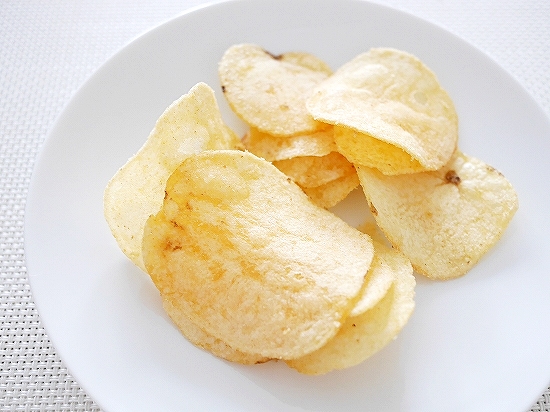 華元 波的多 ポテトチップス 鹹蛋黄風味 ソルテッドエッグ味 塩漬け卵味 Salted Egg 54gの口コミ