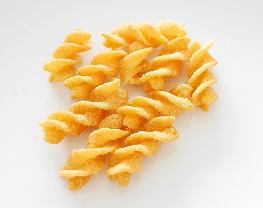可楽果 ピークラッカー 檸檬玫瑰鹽口味 レモンローズソルト味 豌豆酥 PEA CRACKERSの口コミ