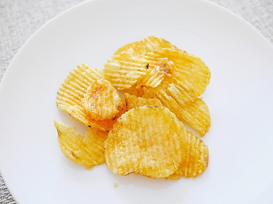 レイズ　Lay's　ポテトチップス　ロブスター味　ウェーブ　Рифленые　（小）の口コミ