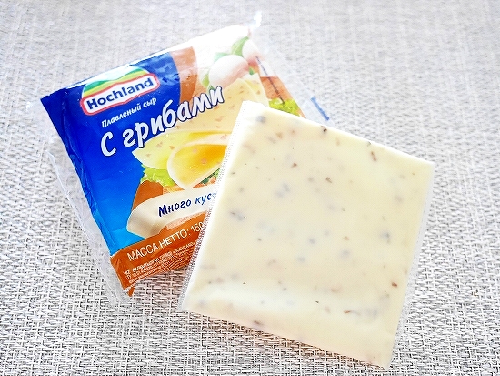 Hochland　クリームチーズ　きのこ入り　スライスチーズ　マッシュルーム　с грибамиの口コミ