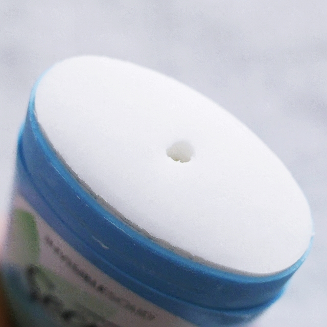 シークレット　デオドラントスティック　制汗剤　無香料　Secret unscented INVISIBLE SOLIDの口コミ