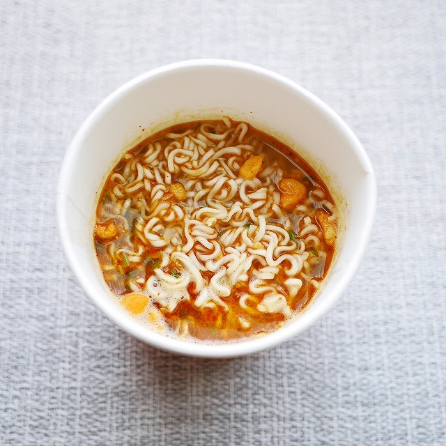 MAMA CUP LEK SHRIMP TOM YUM　ママー　小さいインスタントカップ麺　エビトムヤムクン 42gの口コミ