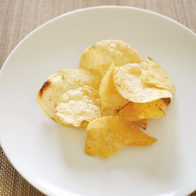 レイズ LAY'S ポテトチップス ミヤンカム味 Mieng Kam Krob Ros Flavor 50gの口コミ