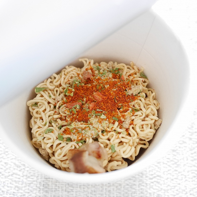 MAMA CUP LEK MINCED PORK　ママー　小さいインスタントカップ麺　ミンチポーク味　豚ミンチ 42gの口コミ