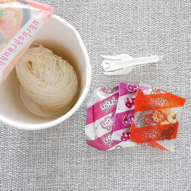 MAMA SHRIMP CREAMY TOM YUM　ママー　エビクリーミートムヤムクン　センミー　ビーフン　カップ麺の口コミ