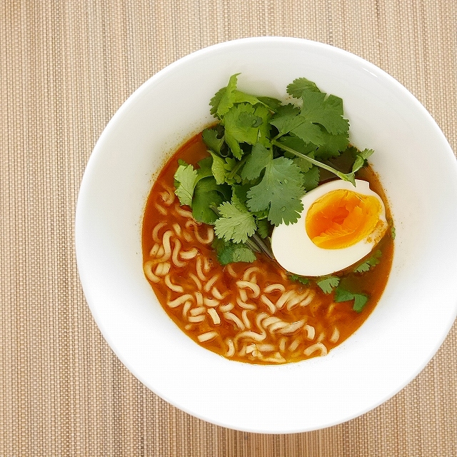 味の素　インスタントラーメン　トムヤムクン　トムヤンクン　AJINOMOTO YUM YUM TOM YUM KUNGの口コミ