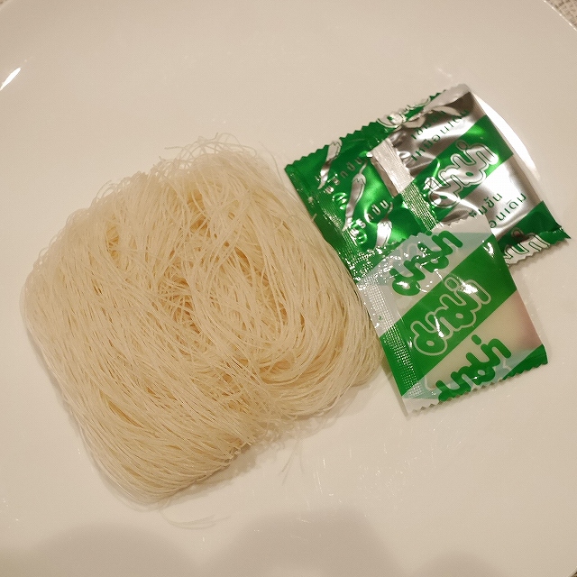 ママー　インスタントセンミーナムサイ　米粉細麺　ビーフン　クリアスープ　MAMA Rice Vermicelliの口コミ