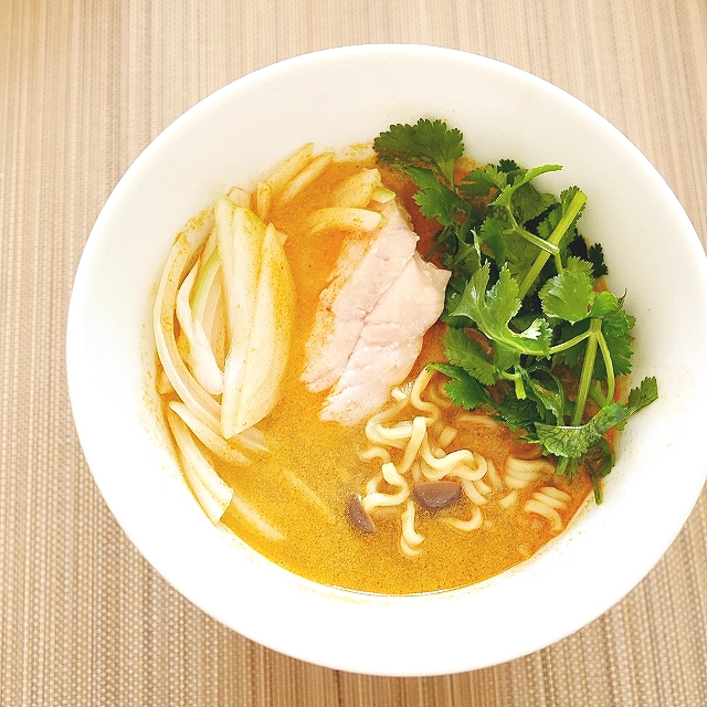 味の素　インスタントラーメン　トムヤムシーフードクリーミー　トムヤムクン　TOM YUM SEAFOOD CREAMYの口コミ