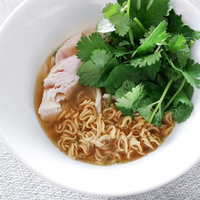 ワイワイ　インスタントラーメン　インスタント麺　オリエンタルスタイル　Wai Wai Oriental Styleの口コミ