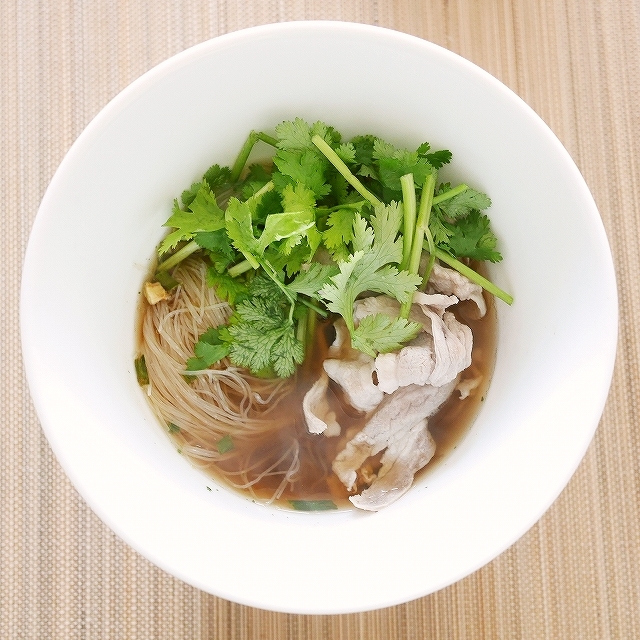 ママー　インスタントセンミー　ポーク味　米粉細麺　ビーフン　MAMA Rice Vermicelli Stew Porkの口コミ