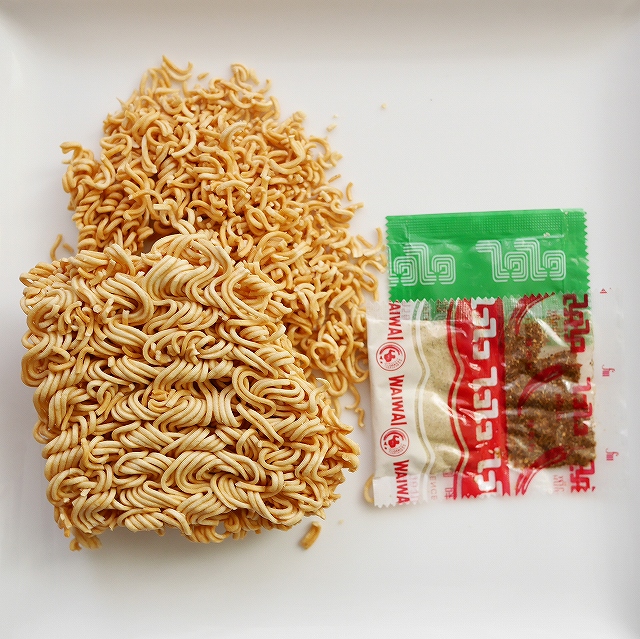 ワイワイ　インスタントラーメン　インスタント麺　Wai Wai Soeng Kreungの口コミ