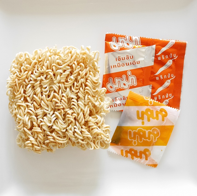 MAMA MINCED PORK　ママー　インスタントラーメン　ミンチポーク味　豚ミンチ　インスタント麺の口コミ