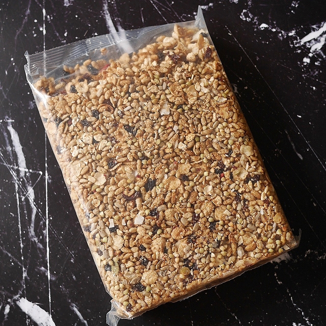 カーマンズ　クリスピーデラックスミューズリー　ベリー　バニラ　Carman's Crispy Deluxe Muesliの口コミ