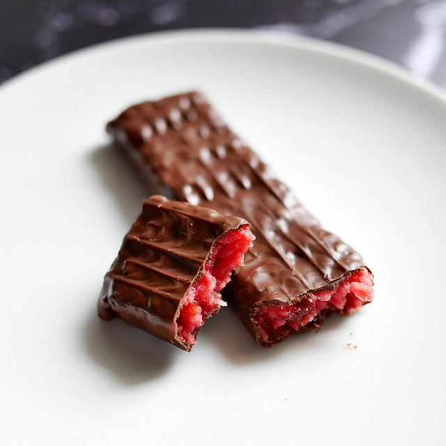 キャドバリー　チェリーライプ　チョコレート　Cadbury CHERRY RIPE 52gの口コミ