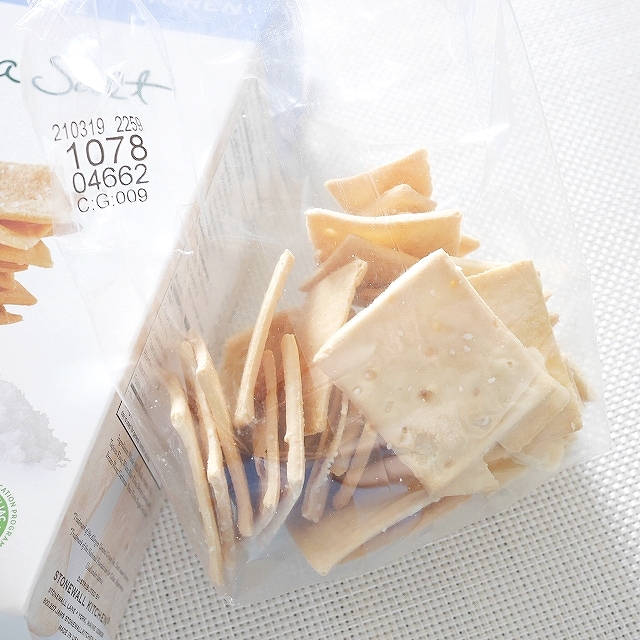 ストーンウォールキッチン　シーソルトクラッカー　STONEWALL KITCHEN Sea Salt CRACKERSの口コミ
