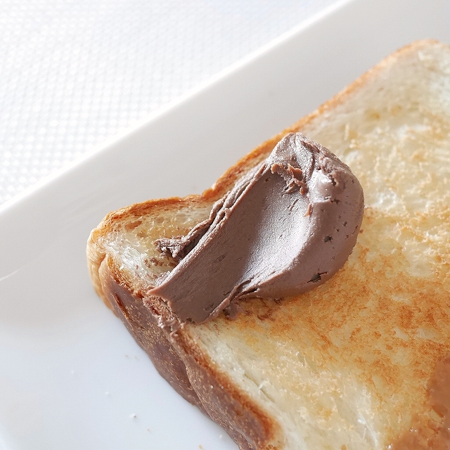 トレーダージョーズ　ココアアーモンドスプレッド　Trader Joe's Cocoa Almond Spreadの口コミ