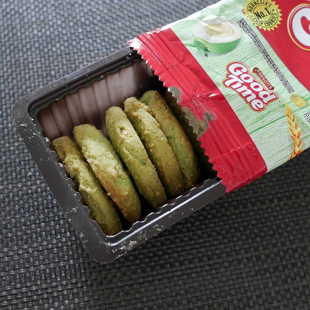 アーノッツ　グッドタイム　パンダンココナッツ　Arnott's Good Time Pandan Coconut 72gの口コミ