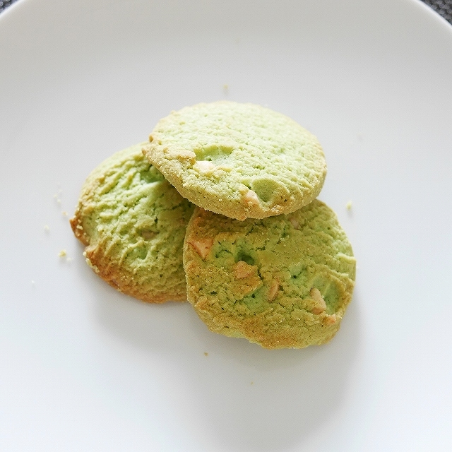 アーノッツ　グッドタイム　パンダンココナッツ　Arnott's Good Time Pandan Coconut 72gの口コミ