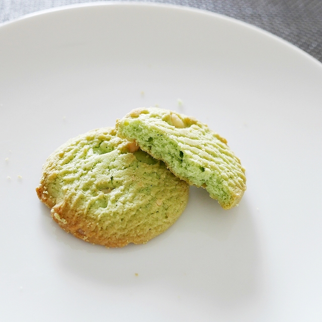 アーノッツ　グッドタイム　パンダンココナッツ　Arnott's Good Time Pandan Coconut 72gの口コミ