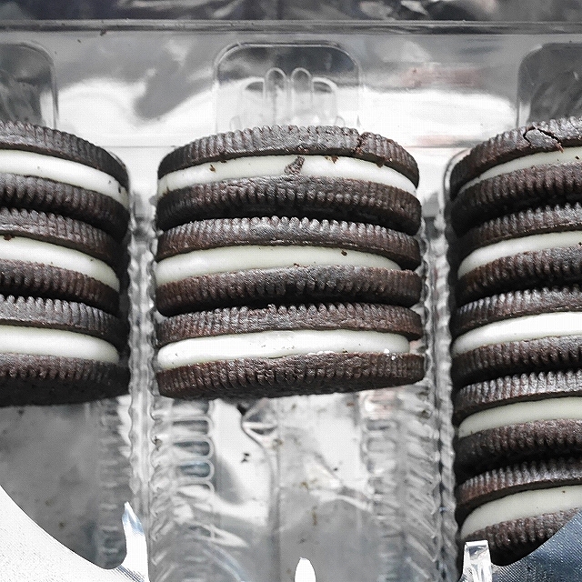 オレオダブルスタッフ　クリーム２倍　Double Stuf OREO 261gの口コミ