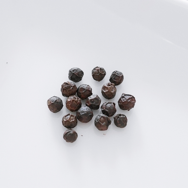 カンポットペッパー 黒胡椒 ブラックペッパーホール NGOV HENG KAMPOT PEPPER 100gの口コミ