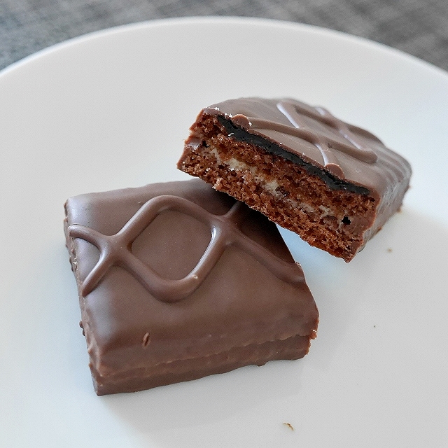 Kinder delice　キンダーデリス　チョコレートケーキ　10個入りの口コミ