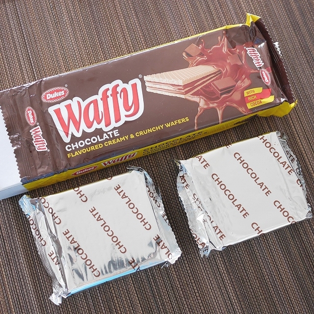 Dukes Waffy CHOCOLATE　デュークス　ワッフィー　ウエハース　チョコレート　75gの口コミ