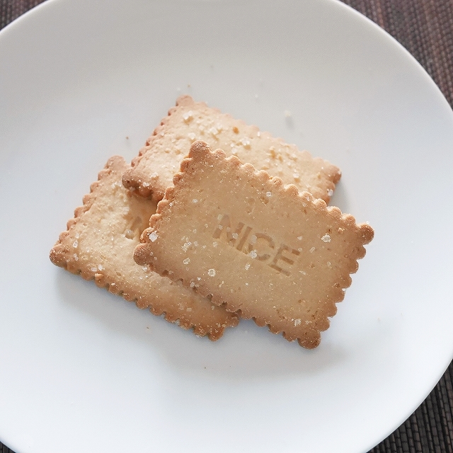 PARLE 20-20 NICE　パール　ナイス　ココナッツビスケット　クッキーの口コミ