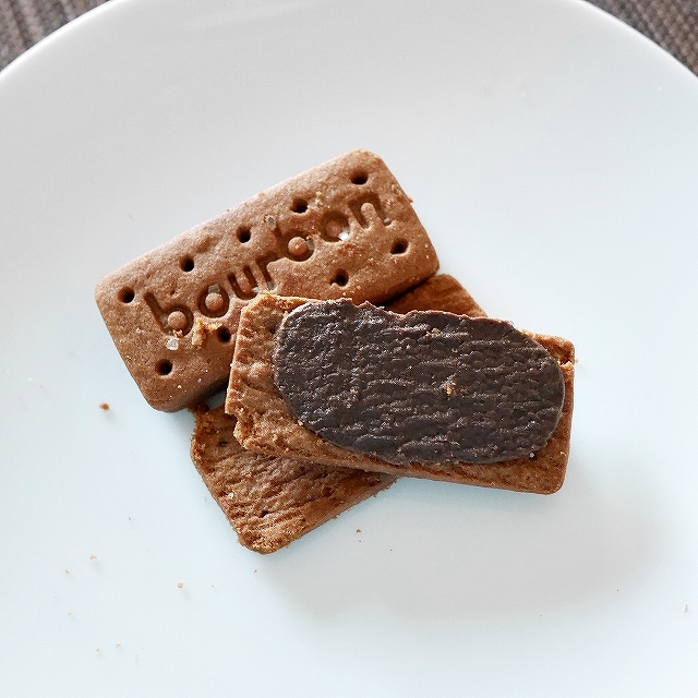 BRITANNIA bourbon　ブリタニア　ブルボン　チョコクッキー　50gの口コミ