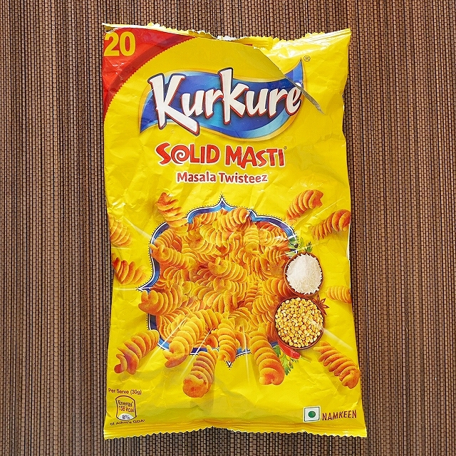KurKure SOLID MASTI Masala Twisteez　クルクレ　ソリッドマスティ　マサラツイスティーズの口コミ