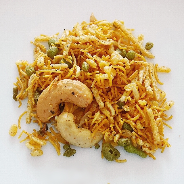 Haldiram’s KASHMIRI MIXTURE　ハルディラム　カシミールミクスチャー　200gの口コミ