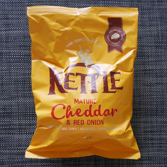 ケトル　ポテトチップス　マチュアチェダー＆レッドオニオン　Kettle Cheddar & Red Onionの口コミ