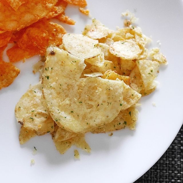 ケトル　ポテトチップス　マチュアチェダー＆レッドオニオン　Kettle Cheddar & Red Onionの口コミ