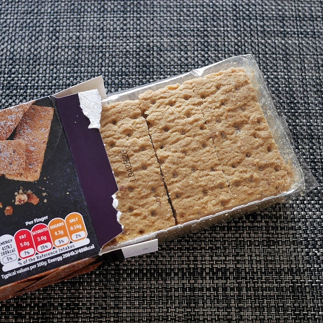 セインズベリーズ　ジンジャーショートブレッド　Sainsbury's taste GINGER SHORTBREADの口コミ