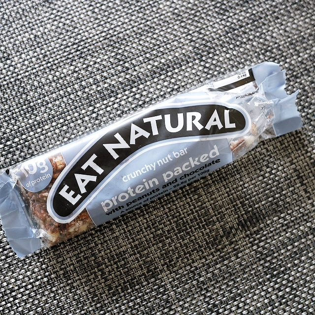 イートナチュラル　クランチーナッツバープロテイン　ピーナッツ＆チョコレート　EAT NATURAL proteinの口コミ