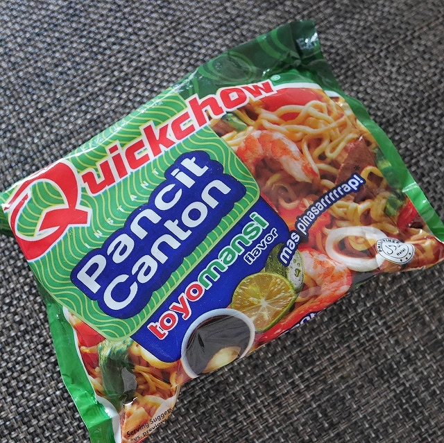 クイックチョー　パンシットカントン　トヨマンシー味　Quickchow Pancit Canton toyomansiの口コミ