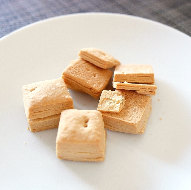Noceda JACOBINA Square Biscuit 25g×10個　ジャコビナビスケットの口コミ