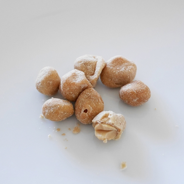 ナガラヤ　クラッカーナッツ　ピーナッツ　ガーリック味　NAGARAYA CRACKER NUTS GARLICの口コミ