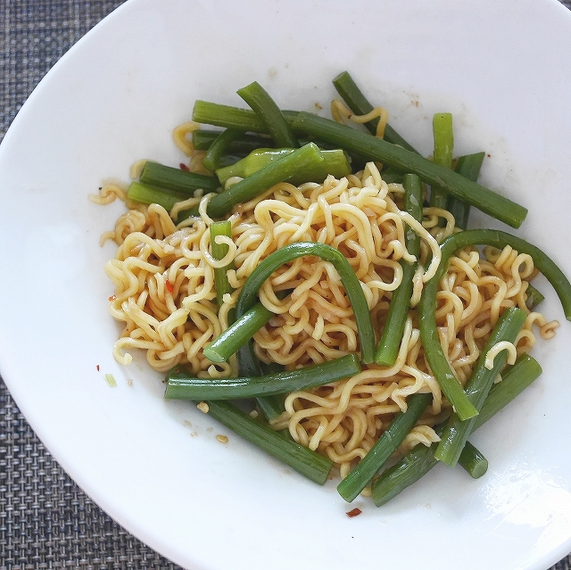 クイックチョー　パンシットカントン　チリマンシー味　Quickchow Pancit Canton chilimansiの口コミ