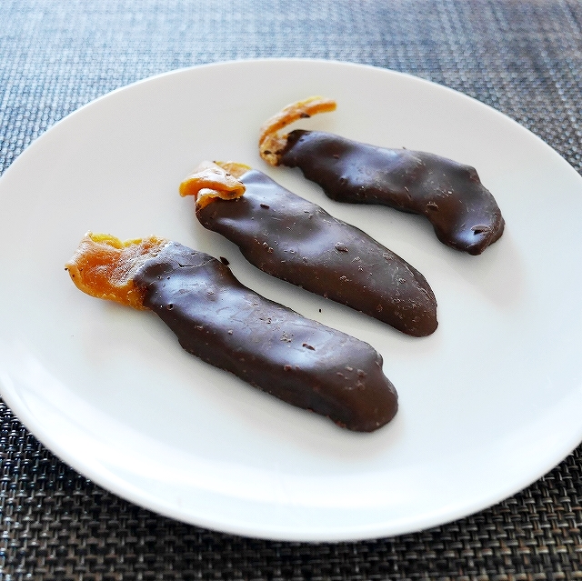 7D ドライマンゴー＋ダークチョコレート　Dried Mangoes + Dark Chocolate 80gの口コミ